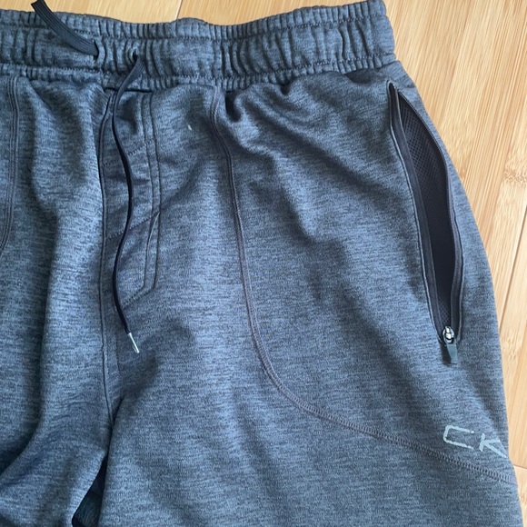 Calvin Klein Performance Drawstring Fleece Shorts - Picture 5 of 8